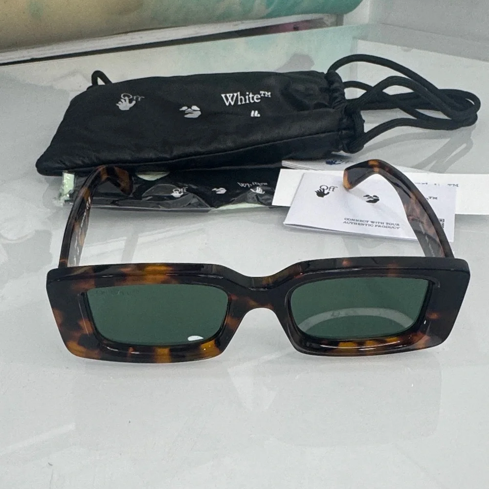 Off-White Arthur tortoiseshell-design sunglasses with blue-green lenses